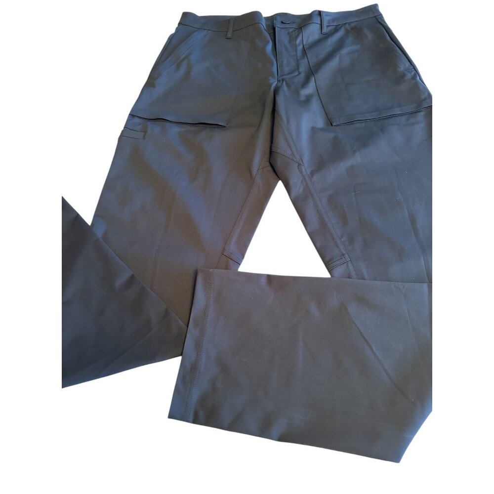 Alo Men's Black Pants 33R Lightweight Durable Polyester Cotton Blend Relaxed Fit - Picture 2 of 13